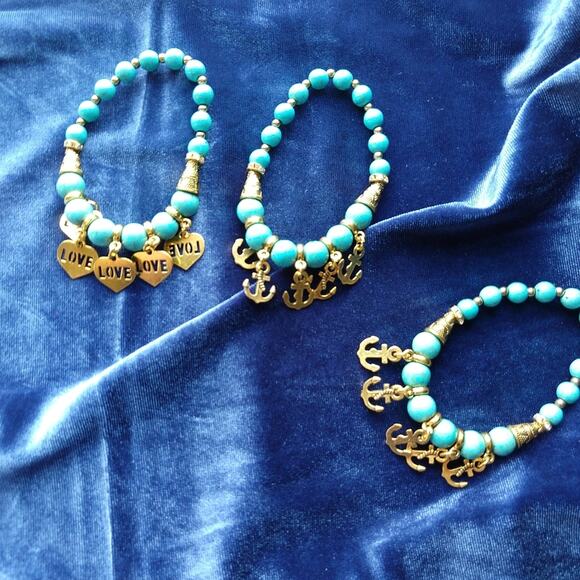 Turquoise Arm Stack 3 Bracelet Set blue beads gold Love & Anchor charms - Picture 5 of 8